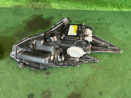 大灯 ксенон TOYOTA PRIUS OEM 81145-47381 81185-47381 85967-33031 ZVW30 2012
