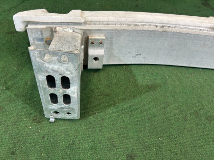前保险杠防撞梁 TOYOTA PRIUS OEM 52021-47081 ZVW30 2012