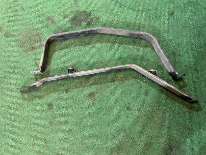 Fuel tank straps TOYOTA PRIUS OEM 77602-47090 77601-47090 ZVW30 2012 2ZRFXE AT