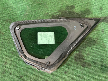 Стекло форточка левая TOYOTA PRIUS OEM 62720-47040 ZVW30 2013