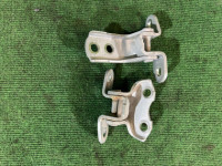 Bisagras de la puerta delantera derecha Левые 6871012151 TOYOTA PRIUS