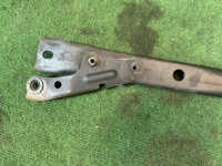 Barra estabilizadora de torretas Днища TOYOTA PRIUS OEM 5750112020 ZVW30 2013 2ZRFXE AT