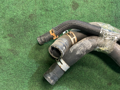 Radiator hoses TOYOTA PRIUS OEM G922947020 ZVW30 2013 2ZRFXE AT