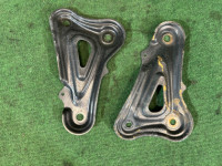 ขายึด Передней балки 52258-21040 52257-21040 TOYOTA PRIUS