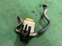 パワステオイルタンク SUBARU LANCASTER OEM 26402AE150 BH9 2001 EJ254 AT