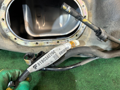 Fuel tank SUBARU LANCASTER OEM 42012AE010 BH9 2001 EJ254 AT