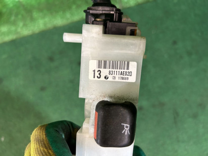 Mando de columna de dirección SUBARU LANCASTER OEM 83111AE020 BH9 2001 EJ254 AT