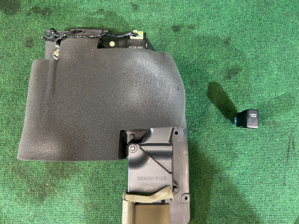 行李厢风扇 комплект с кнопкой и фишкой SUBARU LANCASTER OEM 72710AE000 BH9 2001 EJ254 AT