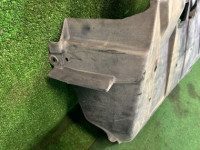 发动机护板 SUBARU LANCASTER OEM 56410AE100 BH9 2001 GREEN 1U7