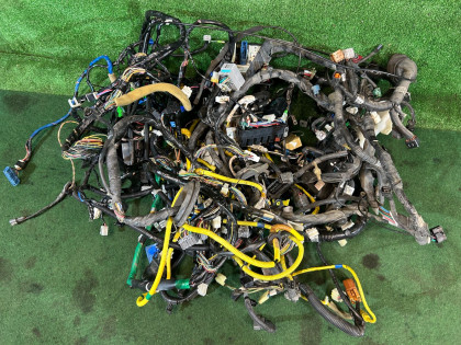 ชุดสายไฟ SUBARU LANCASTER OEM 81501AE140 82231AE050 BH9 2001 EJ254 AT