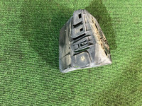 Soporte izquierdo del parachoques trasero SUBARU LANCASTER OEM 57707AE070 BH9 2001 GREEN 1U7