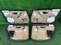 Painéis de porta SUBARU LANCASTER OEM 94213AE030 94213AE020 94223AE030 BH9 2001 GREEN 1U7