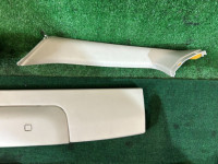 Tapizado del portón SUBARU LANCASTER OEM 94320AE011AC BH9 2001 GREEN 1U7