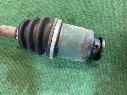 Semieixo dianteiro SUBARU LANCASTER OEM 28321FE040 BH9 2001 EJ254 AT