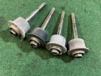 リアスペーサー SUBARU LANCASTER OEM 20176AE020 901000176 BH9 2001 EJ254 AT
