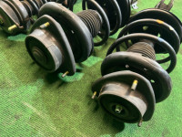 Struts SUBARU LANCASTER OEM 20310AE340 20310AE350 20330AE100 20365AE130 BH9 2001 EJ254 AT