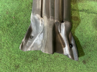 Borracha da porta direita SUBARU LANCASTER OEM 63521AE020 BH9 2001 GREEN 1U7