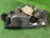 ไฟหน้า Ксенон SUBARU LANCASTER OEM 84001AE300 84001AE310 BH9 2001