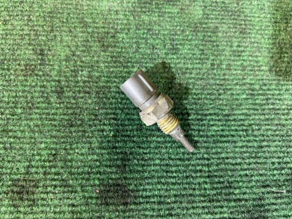 冷却液温度传感器 J5T34372 HONDA GOLD