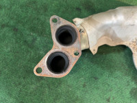 Colector de escape SUBARU LEGACY OEM 44610AA470 BP5 2008 EJ20X AT