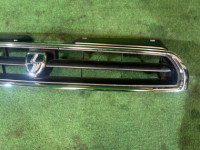 フロントグリル SUBARU LEGACY OEM 91061AC200 BG5 1998 White 51E