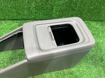 手套箱与扶手 SUBARU FORESTER OEM 92060FC000ND SF5 1997 SILVER 406