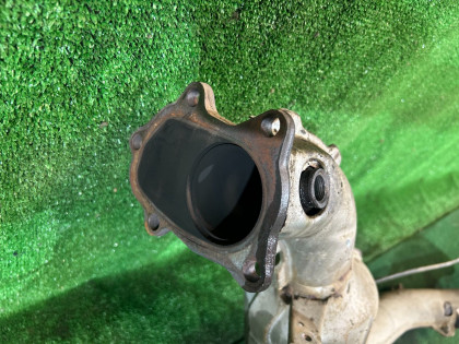 Катализатор Даун-пайп SUBARU FORESTER OEM 44102FA003 SF5 1997 EJ20G AT