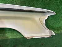 Guarda-lamas dianteiro esquerdo SUBARU FORESTER OEM 57120FC010 SF5 1997 SILVER 406