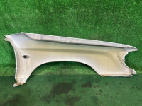 Guarda-lamas dianteiro esquerdo SUBARU FORESTER OEM 57120FC010 SF5 1997 SILVER 406