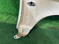 Guarda-lamas dianteiro esquerdo SUBARU FORESTER OEM 57120FC010 SF5 1997 SILVER 406