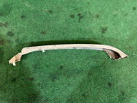 Embellecedor bajo el faro derecho SUBARU FORESTER OEM 57112FC000SG SF5 1997