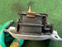 Soportes de motor SUBARU FORESTER OEM 41022FA090 41031AA290 41031AA281 SF5 1997 EJ20G AT