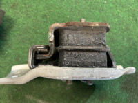 Soportes de motor SUBARU FORESTER OEM 41022FA090 41031AA290 41031AA281 SF5 1997 EJ20G AT