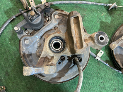 Rear hubs SUBARU FORESTER OEM 26310AA051 28016FC000 28411AA000 28411AA010 SF5 SG5 BG5 1997 EJ20G AT