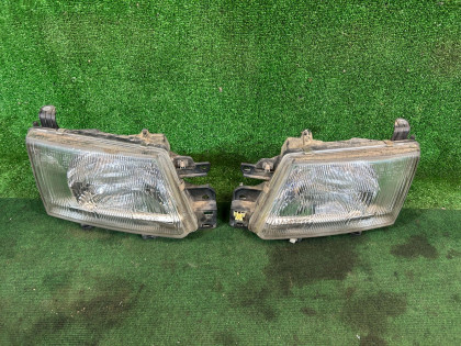 ไฟหน้า 84001FC020 84001FC030 84101FC000 84101FC010 SUBARU FORESTER