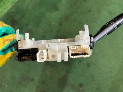 组合开关 гитара SUBARU OUTBACK OEM 83111AG050 BP9 2004 EJ253 AT