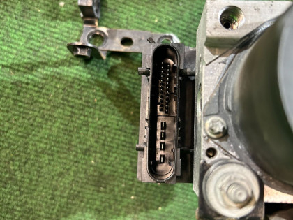 ABS模块 SUBARU OUTBACK OEM 27594AG020 BP9 2004 EJ253 AT