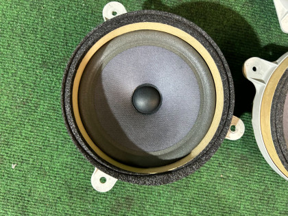 Speakers SUBARU OUTBACK OEM 86301AG000 86301AG010 86301AG100 BP9 2004
