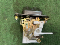 Cerradura del portón SUBARU OUTBACK OEM 63032AG000 BP9 2004 GOLD 39J