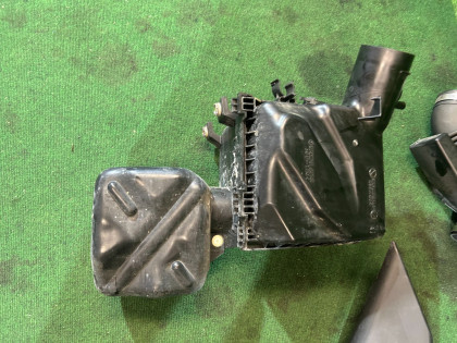 กล่องกรองอากาศ свап SUBARU OUTBACK OEM 46012AG001 46052AG000 46052AG050 14435AA110 BP9 2004 EJ253 AT