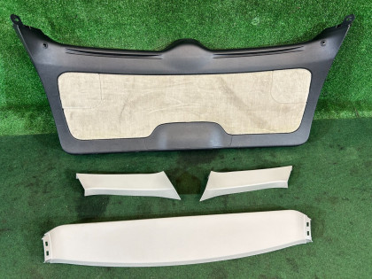 แผงบุประตูท้าย 94320AG010WA 94310AG000OR 94330AG000OR 94330AG010OR SUBARU OUTBACK