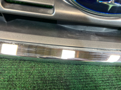 Rejilla del radiador SUBARU OUTBACK OEM 91121AG020 BP9 2004 GOLD 39J
