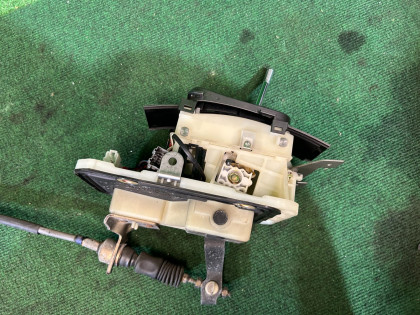 Selector de cambio automático SUBARU OUTBACK OEM 35111AG000 BP9 2004