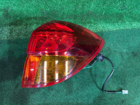 右テールランプ SUBARU OUTBACK OEM 84201AG000 BP9 2004