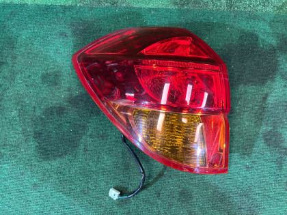 Left tail light 84201AG010 SUBARU OUTBACK