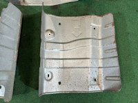 แผ่นกันความร้อนท่อไอเสีย SUBARU OUTBACK OEM 42054AG000 59024AG061 59024AG071 BP9 2004 EJ253 AT