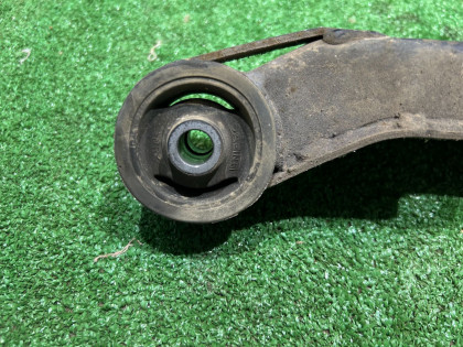 差速器支座 SUBARU LEGACY OEM 41310AE002 BH5 2002 EJ208 MT5