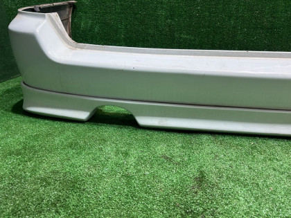 Parachoques trasero с губой SUBARU LEGACY OEM 57703AE210WG BH5 2002 WHITE 51E