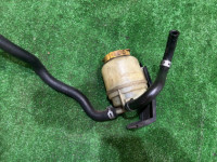 Depósito de dirección asistida SUBARU LEGACY OEM 34630AE000 BH5 2002 EJ208 MT5