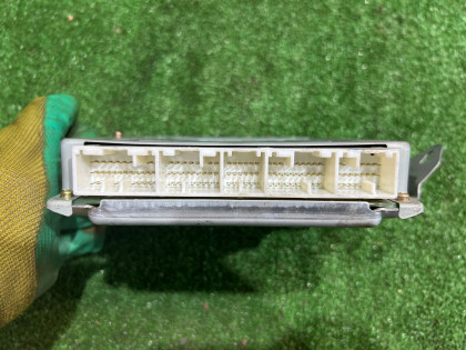 发动机电脑 SUBARU LEGACY OEM 22611AG441 BH5 2002 EJ208 MT5